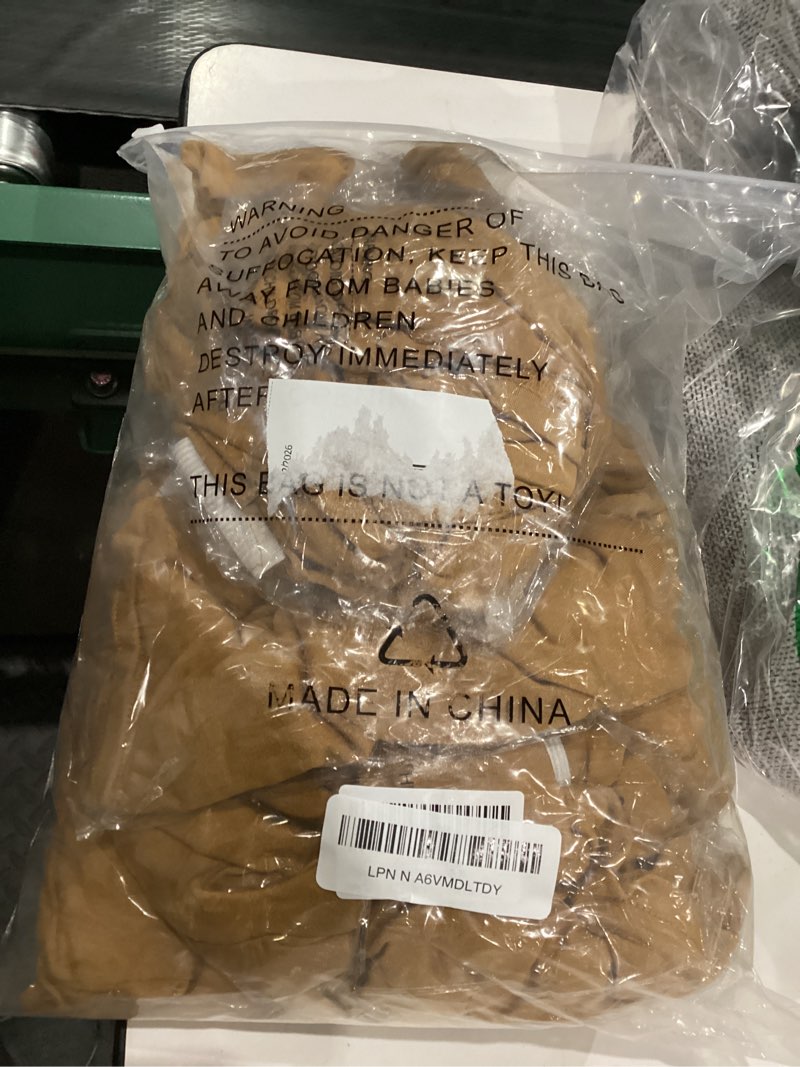 Condition photo showing Good Condition for Peomeise Stretch Spandex Folding Chair Cover for Wedding Party Dining Banquet Event (Gold,6pcs) Gold 6