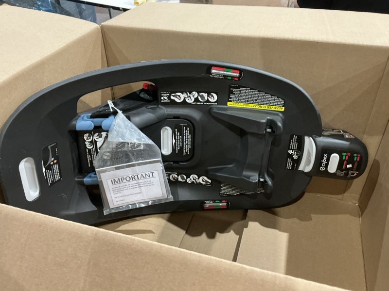 Condition photo showing Good Condition for not exact similar to cybex cloud g lux load leg base