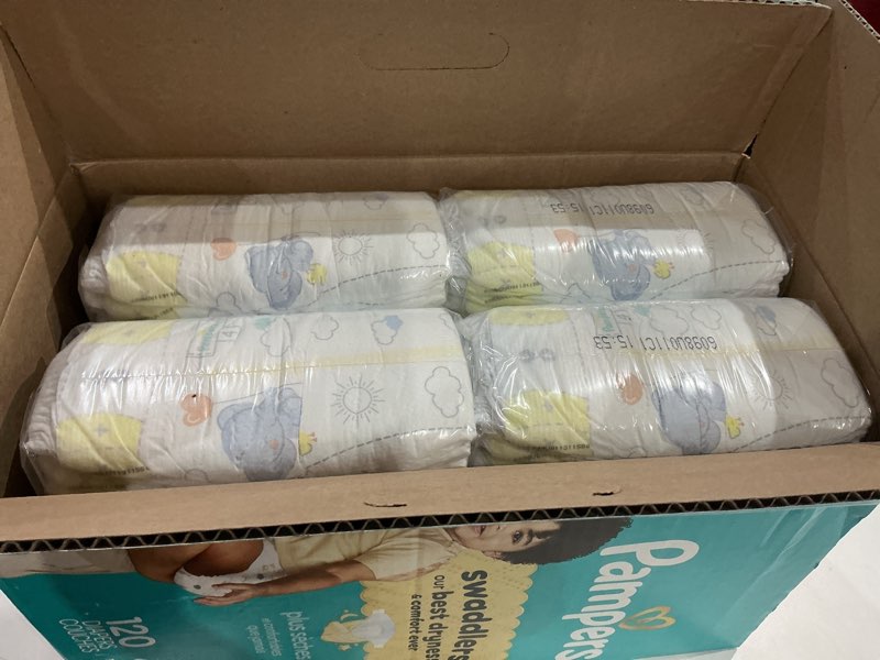Condition photo showing New/Like New for pampers swaddlers diapers, size 4 (15-34 lbs), 120 count, absorbent, keeps baby dry and comfortable, skin safe disposable baby diaper (packaging may vary) size 4 120