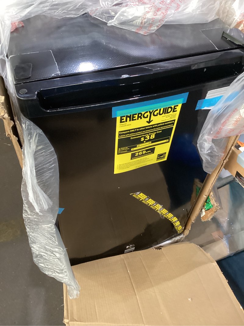 Condition photo showing Good Condition for Avanti AR44 4.4 cu. ft. Compact Refrigerator, in Stainless Steel, Black