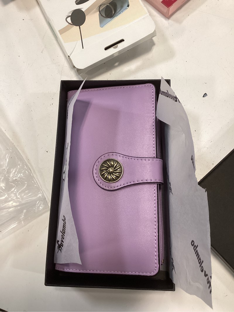 Condition photo showing New/Like New for Travelambo Women's Wallet RFID Blocking Trifold Clutch Large Capacity Credit Card Holder Travel Purse ReNapa Light Purple
