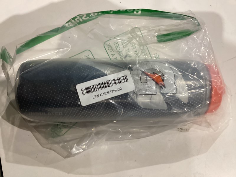 Condition photo showing Good Condition for Gatorade Insulated Squeeze Bottle Black 30 Ounces