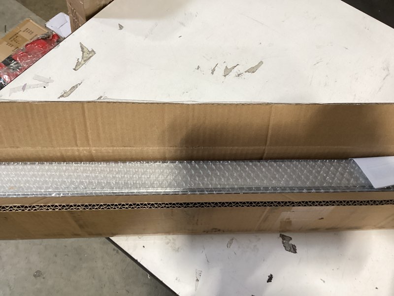 Condition photo showing New/Like New for vevor door threshold ramp 2‘’ rise aluminum alloy threshold ramp rated 800 lbs load capacity, handicap ramps for home steps for wheelchair, scooters, power chairs, walkers, bicycle, tricycle 2" rise gray
