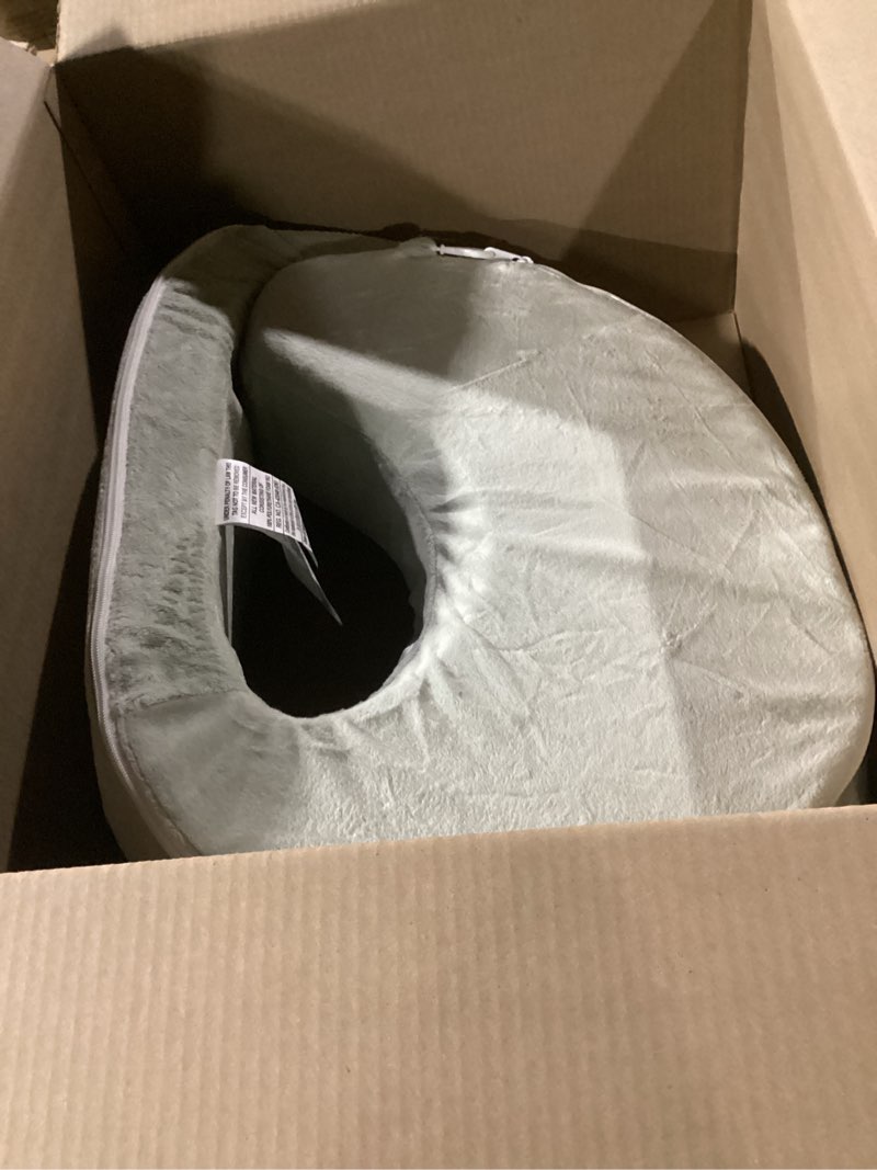 Condition photo showing Good Condition for similar to photo) my brest friend nursing pillow - deluxe - enhanced comfort w/ slipcover - ergonomic breastfeeding pillow for ultimate support for mom & baby - adjustable pillow w/ handy side pocket, soft rose