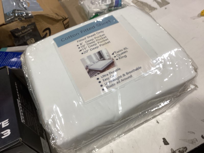Condition photo showing New/Like New for similiar productcalifornia design den white fitted sheet full size, 100% cotton 400 thread count sateen, deep pocket, durable, better than egyptian quality fitted sheet only (full, white) full 01 - white