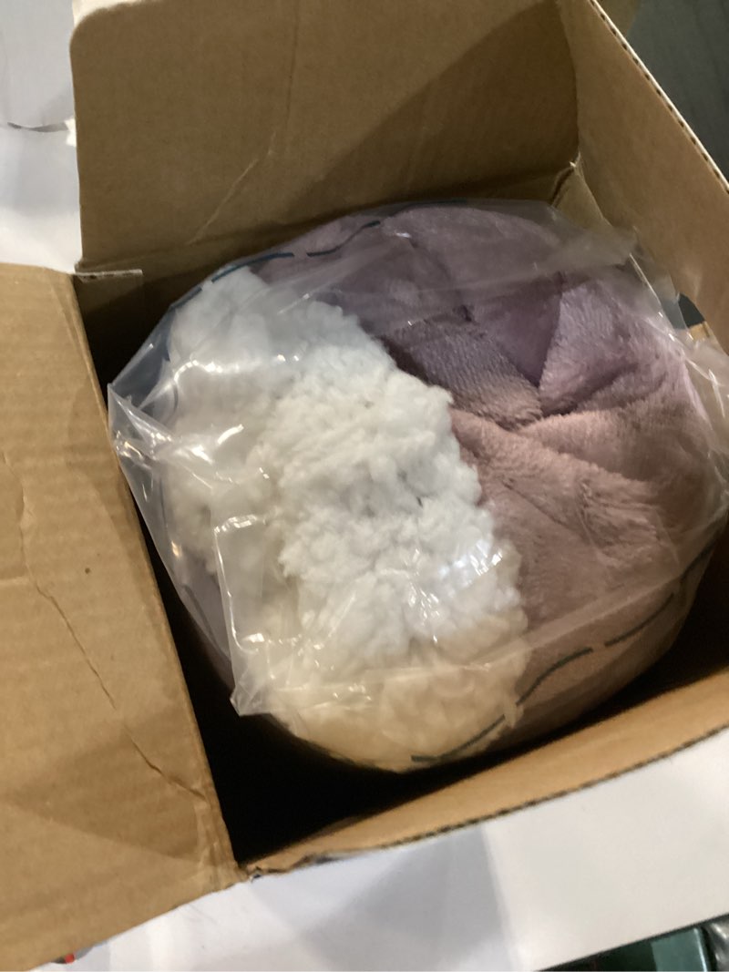 Condition photo showing Good Condition for bedsure blanket hoodie, wearable blanket hoodie as gifts for mom, birthday gifts for women kids teens sherpa sweatshirt, lavender, small lavender small