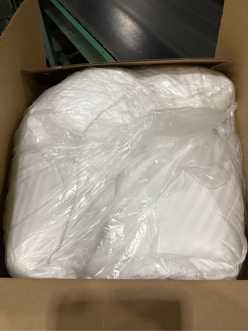 Condition photo showing Good Condition for Beckham Hotel Collection Bed Pillows King Size Set of 2 - Down Alternative Pillow for Back, Stomach or Side Sleepers King White
