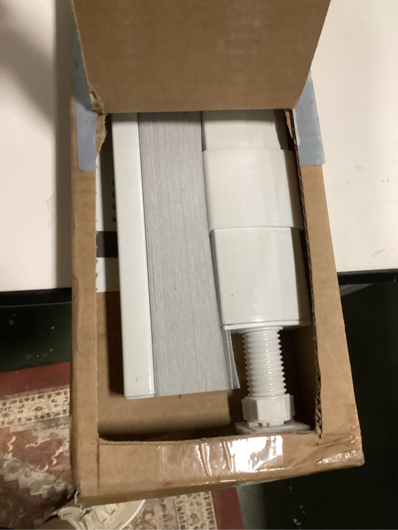 https://lotting-media.assets.bidfta.com/lotting_479cd85a-1e0a-4b57-add6-928d2e66098e