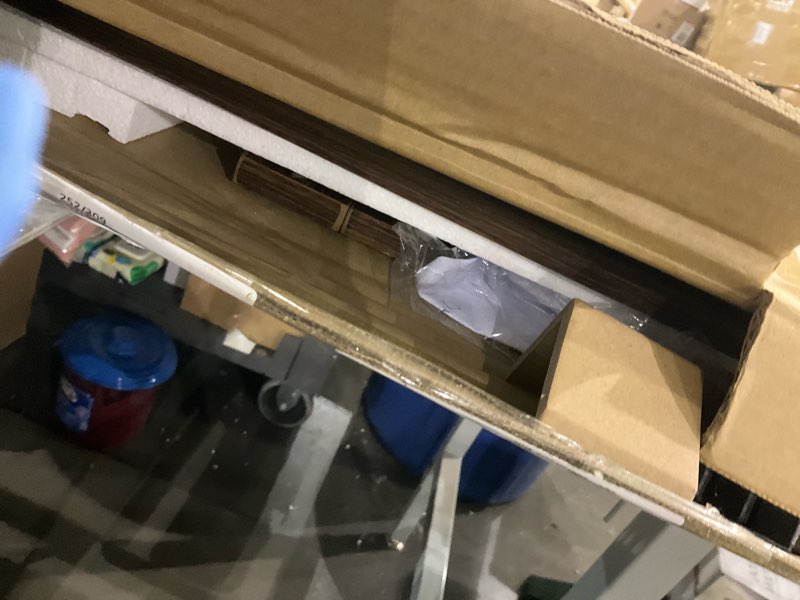 Condition photo showing New/Like New for Stove top cover