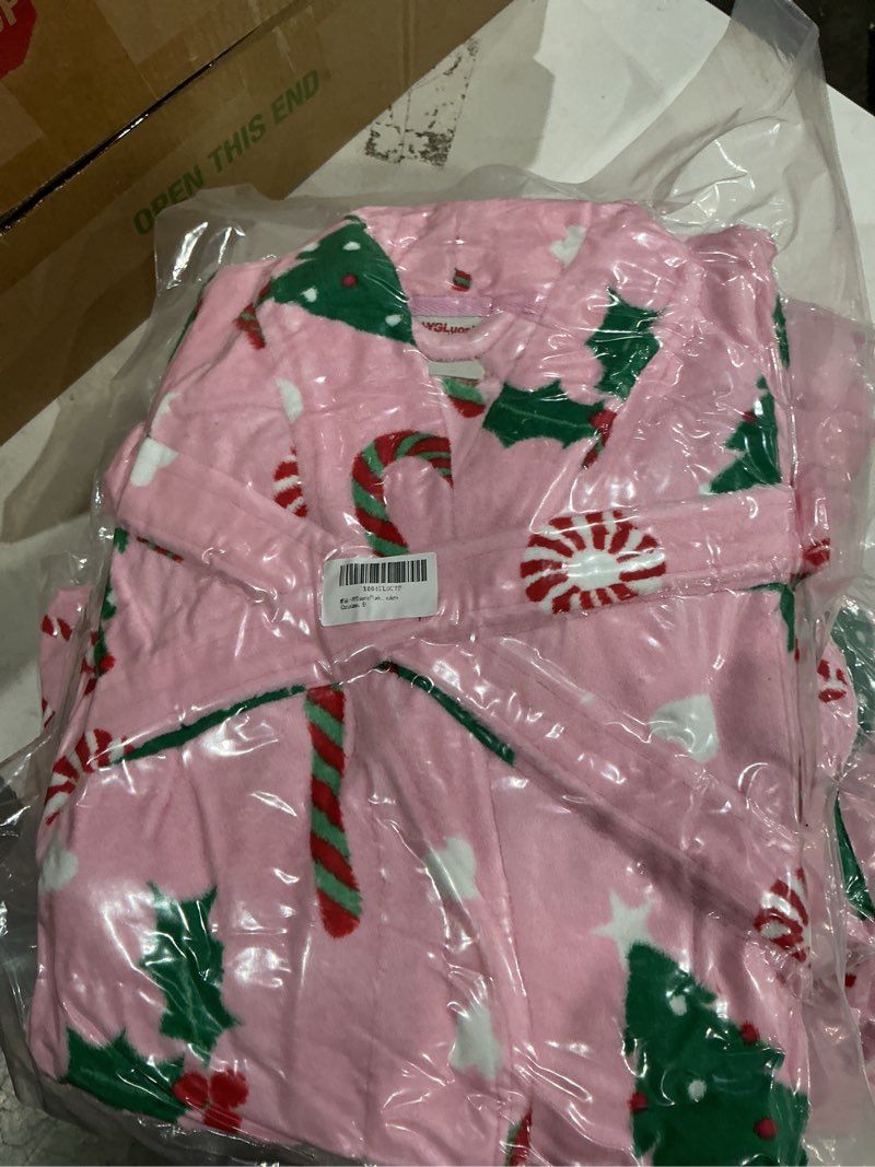 Condition photo showing New/Like New for women‘s plush long soft bathrobe, premium fleece robe, super cozy cute quick dry small christmas 280