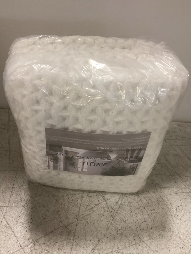 https://lotting-media.assets.bidfta.com/lotting_47a21382-cf06-41fe-a45e-fd4f5baee8c0