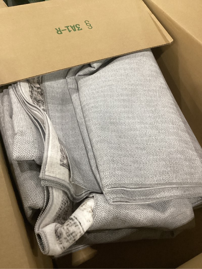 Condition photo showing Good Condition for Area Rugs 9x12 for Living Room - Washable Soft Large Vintage Rug Non-Slip Stain Resistant Traditional Stain Resistant Indoor Floor Low Pile Carpet for Bedroom Dining Room or Home Office - White White 9' x 12' (Rectangular)