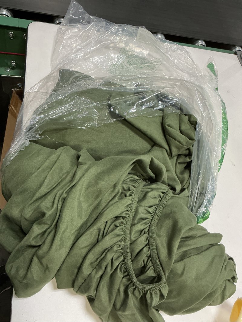 Condition photo showing As Is for Best Season 4 Piece Bed Sheet Set (Queen Size Olive Green) 1 Flat Sheet,1 Fitted Sheet and 2 Pillow Cases,100% Brushed Microfiber 1800 Luxury Bedding,Deep Pockets,Extra Soft & Fade Resistant Olive Green Queen