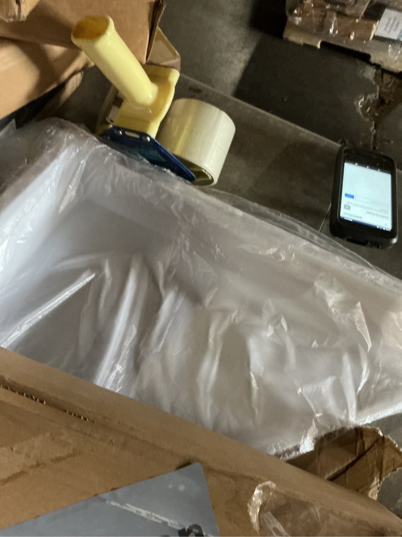 Condition photo showing Good Condition for 2 pack corner air diverter (triangle), ceiling air diverter for 2'x2' ceiling air diffuser, easy snap-in installation, white plastic, ideal for homes & offices triangle-2 pcs-white