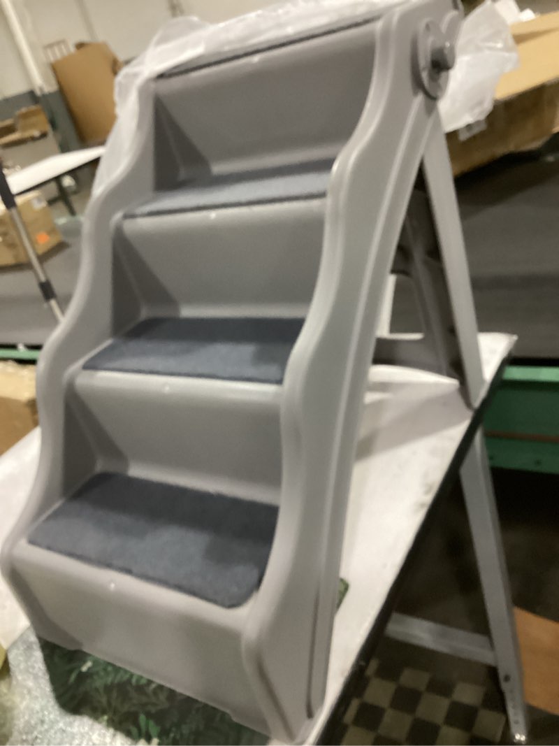 Plastice lil doggie stairs