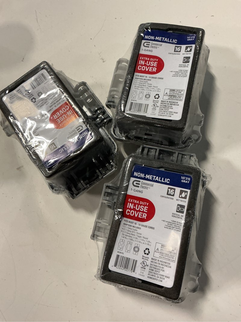 Condition photo showing New/Like New for gray 1-gang extra-duty non-metallic while-in-use weatherproof horizontal/vertical receptacle cover(pack of 3)