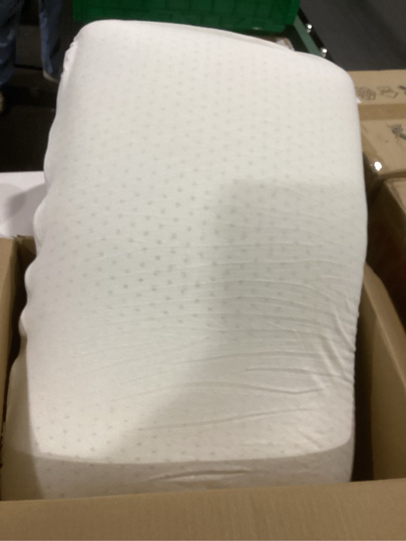 Condition photo showing Good Condition for Latex Pillow, 100% Talalay Natural Latex Foam Pillow, Soft Sleeping Bed Pillows with Cotton Cover, Queen Size, Perfect for Side/Back Pain, Stomach, Neck, Stress Relief