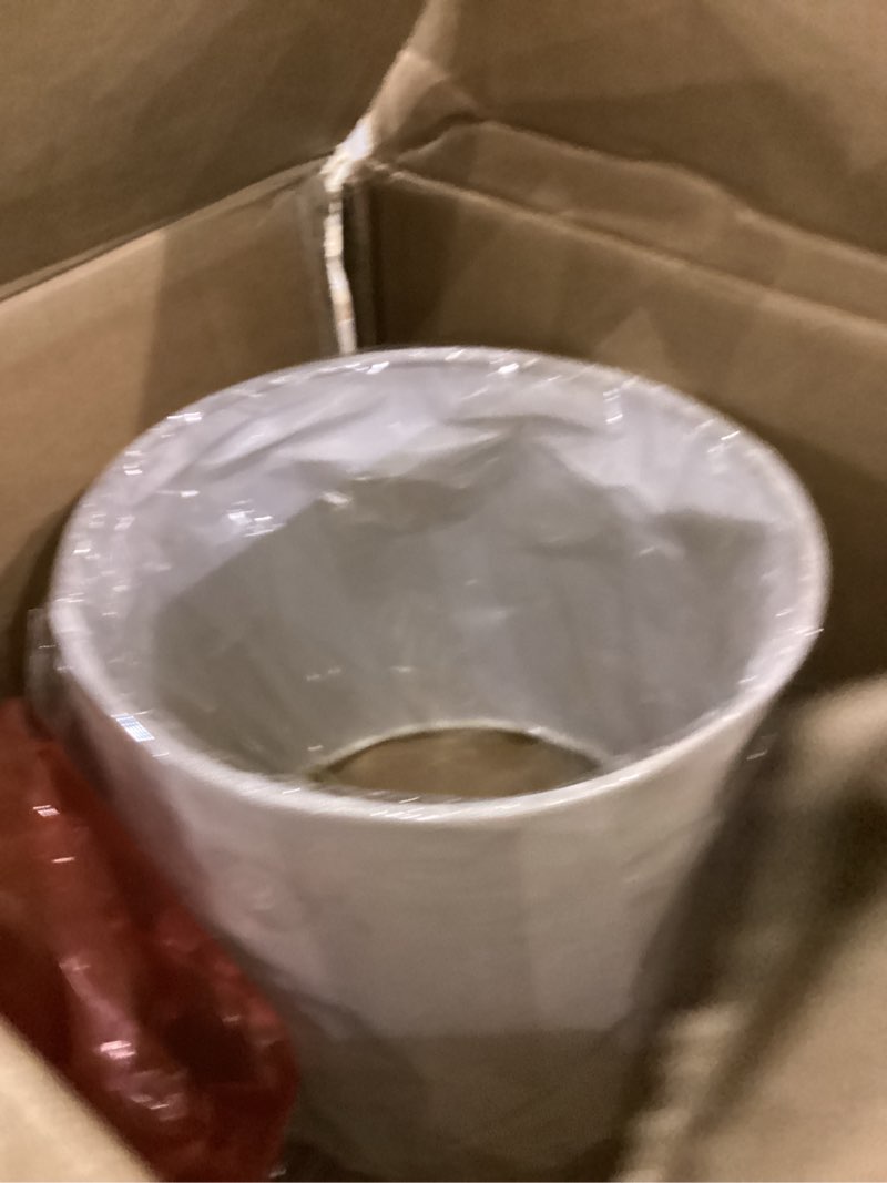 Henn&Hart 15.5'' Eclectic 1-Light Stone Table Lamp with White Fabric Drum Shade for Living Room, Bed