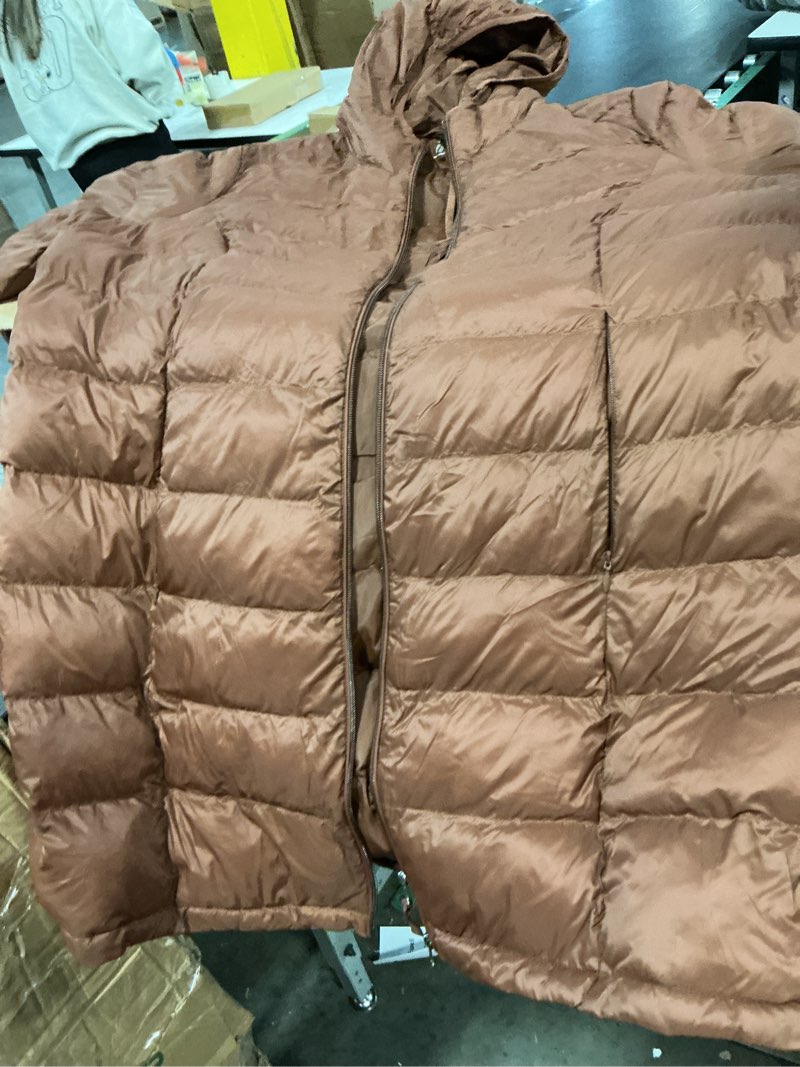 Condition photo showing As Is for Amazon Essentials womens Lightweight Water-Resistant Packable Hooded Puffer Coat (Available in Plus Size) XX-Large Dark Toffee Brown