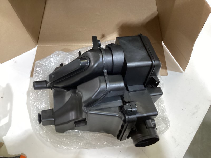 Condition photo showing As Is for air box filter intake box assembly fit for h0nda civic 1.5l 2016-2021 17201-5aa-a00