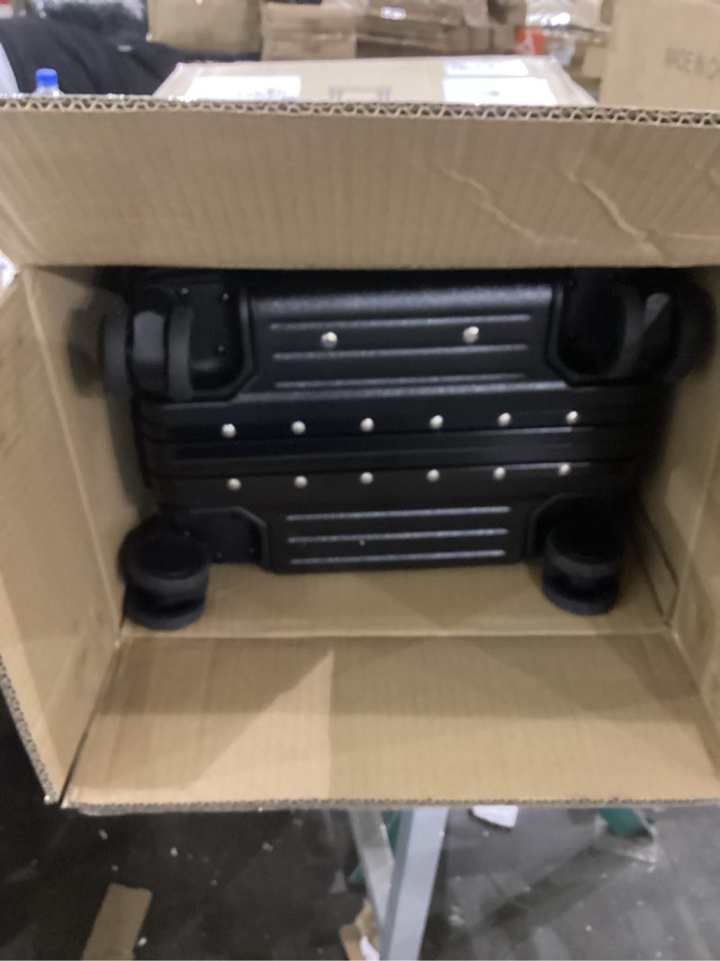 VentureVault Carry On Luggage 20 Inch, Aluminum Frame Zipperless Luggage, ABS+PC Hard Shell Suitcase