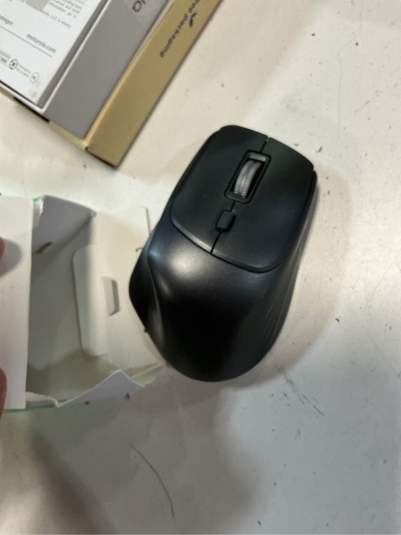 Condition photo showing Good Condition for onn 6-button wireless mouse, ergonomic, 6 buttons, 2.4ghz, black