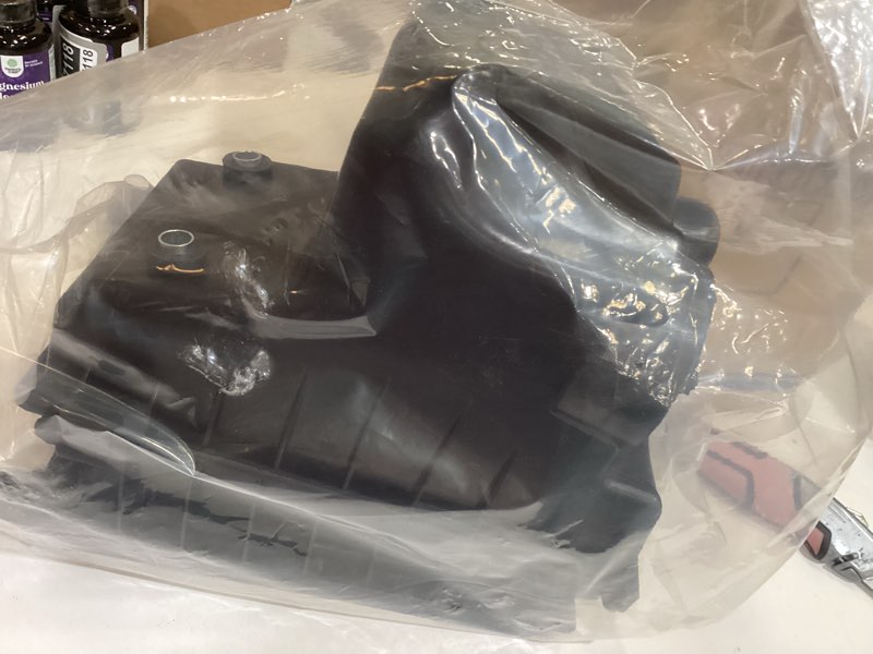 Condition photo showing As Is for 17700-37370 engine air filter cleaner box intake housing compatible with 2020 2021 toyota corolla le 1.8l replaces 17700-37360 17700-0t260
