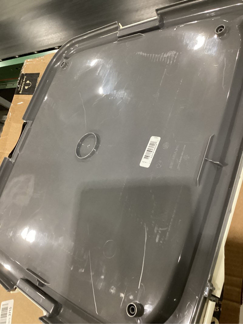 Condition photo showing Good Condition for IRIS USA Pee Pad Holder - For Regular Sized Dog and Puppy Pee Pads, Secured Latches, Non-Skid Feet, 