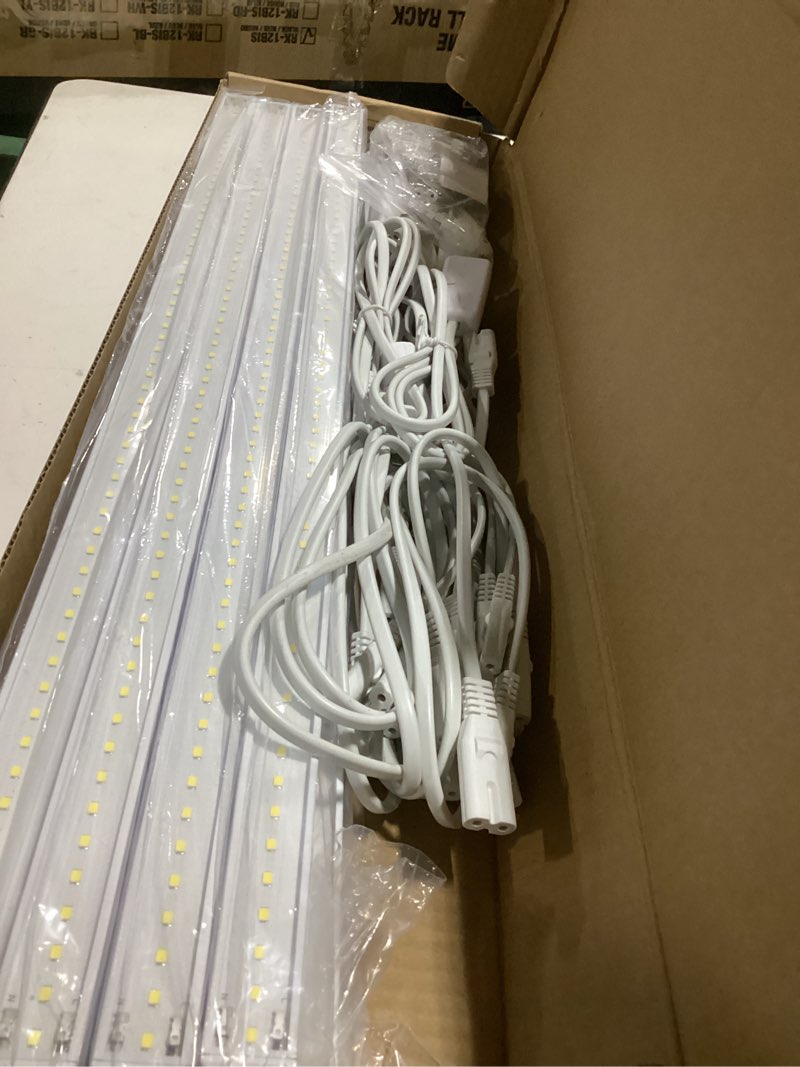 Condition photo showing Good Condition for vivosun 2ft grow lights for indoor plants full spectrum, led plant lights 120w(8 x 15w), t5 grow light strip for seed starting, greenhouse, hydroponics, sgs compatible, linkable, 5000k, 8-pack white 2ft-8 pack