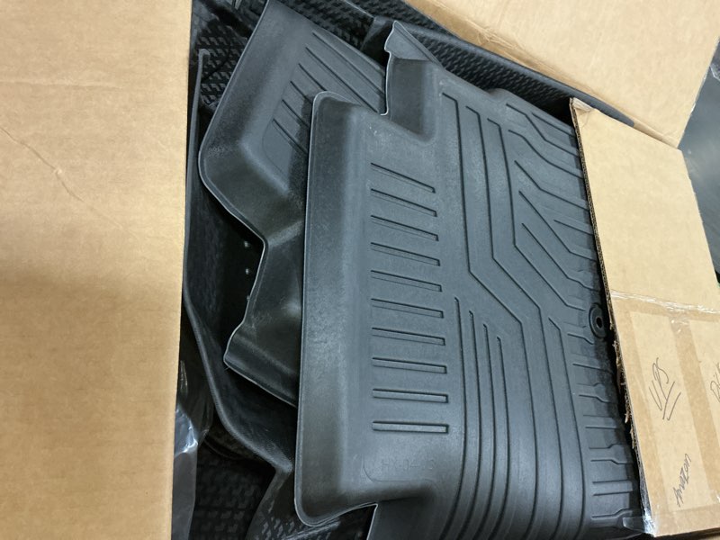Condition photo showing Good Condition for kust floor mats set for 2020-2025 kia telluride accessories (7 seats), rear cargo trunk liner with 2nd/3rd row backrest kick mat all weather protection tpe rubber raised edge, full set of 9pcs for ? telluride 7 seats 2020-2025 ? full set