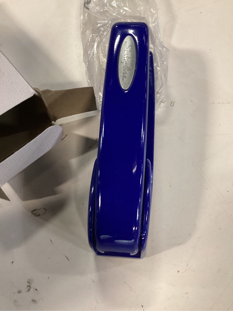 Condition photo showing Good Condition for swingline stapler, 30 sheet capacity, 747 business stapler, jam free, metal, royal blue (74729) royal blue pack of 1