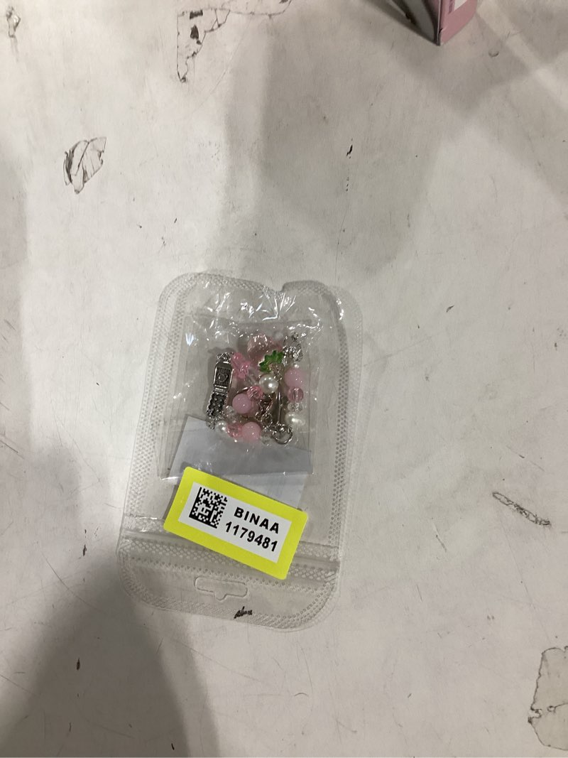 Cute Keychain Charms Aesthetic Y2K Keychains Accessories for Women Strawberry Butterfly Keychain for