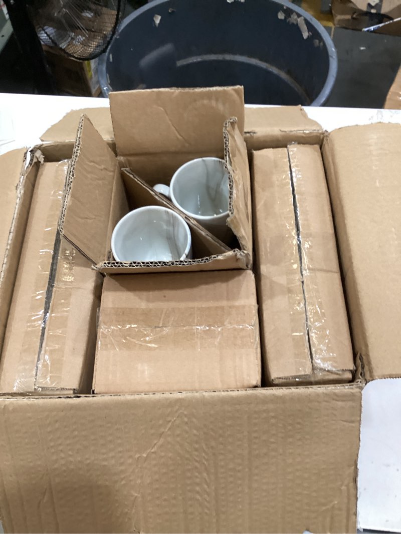 Condition photo showing Good Condition for elama fine marble 16 piece porcelain dinnerware set, tableware set, everyday dining, service for 4 (blue/gray) service for 4 blue/gray