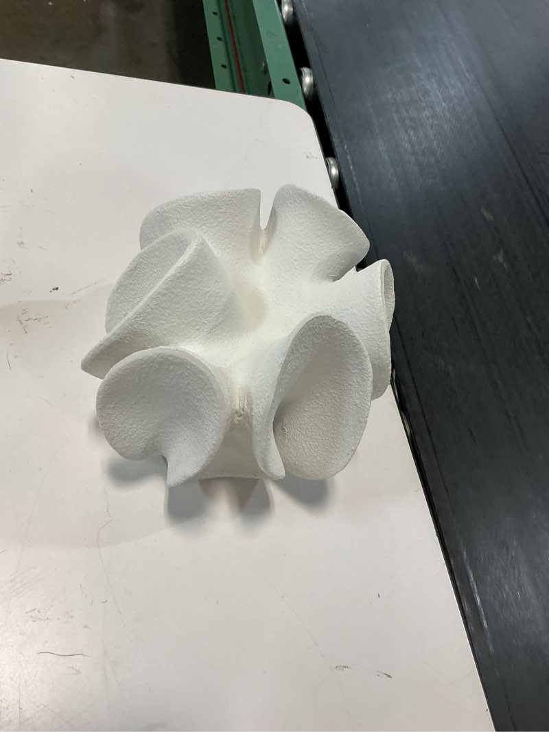 Condition photo showing Good Condition for dn deconation abstract home decor living room coffee table decor, modern white textured art statue, resin sculpture for bookshelf desk bedroom office wedding gift for men pure white set of 1