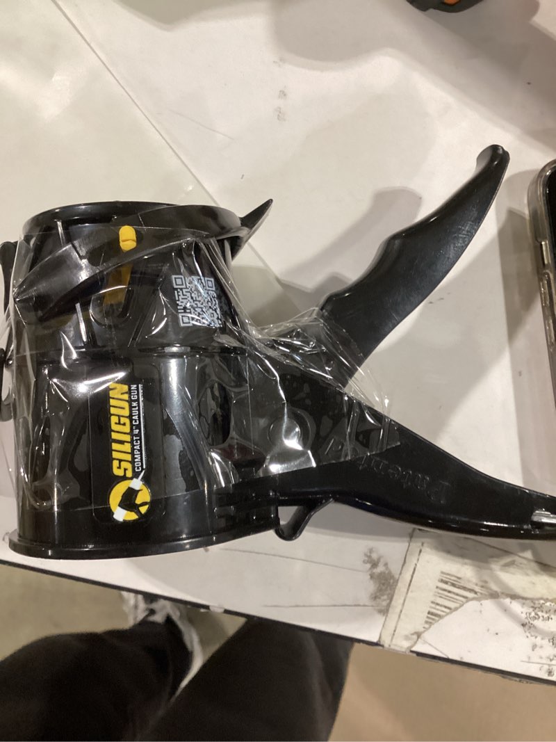 Condition photo showing Good Condition for SILIGUN SILIGUN4 10 -oz Cordless Anti-Drip Ratchet Caulk Gun