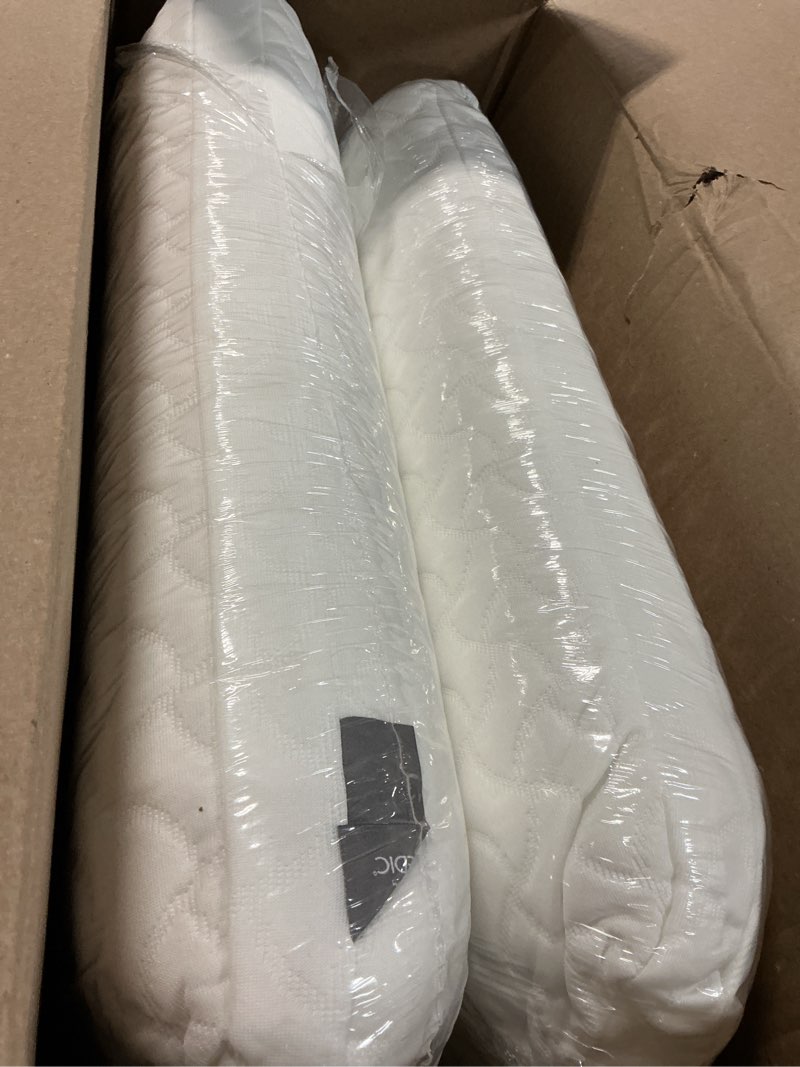 Condition photo showing Good Condition for TEMPUR-Pedic TEMPUR-Cloud Pillow, Standard-2-Pack, Standard, White 2 Count
