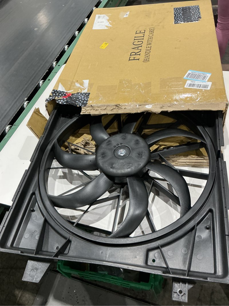 Condition photo showing Good Condition for dorman 621-498 engine cooling fan assembly compatible with select dodge/jeep models