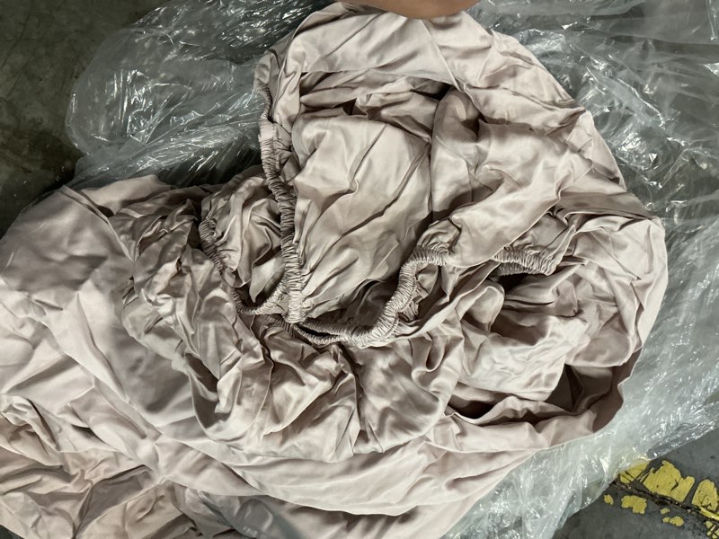 Condition photo showing As Is for bamboo duvet cover , king/cal king, soft blush (1 piece only)