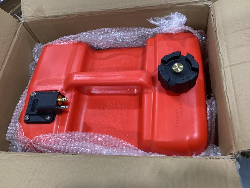 Condition photo showing New/Like New for portable boat tank 3 gal, outboard marine tank with 9.8ft hose & level gauge red 3 gallon