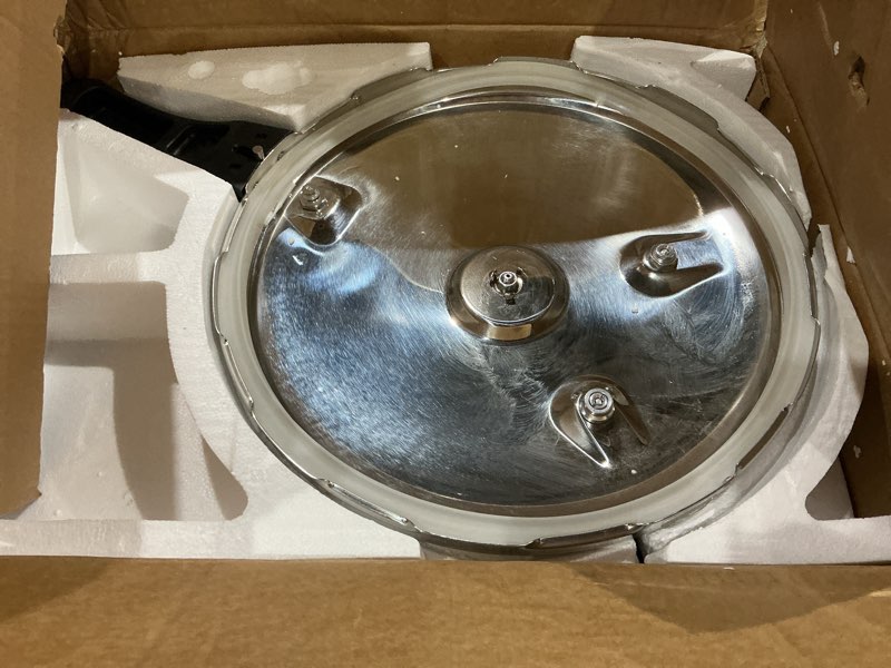 Condition photo showing New/Like New for wantjoin stainless steel pressure cooker, spring valve safeguard devices, gas stove eletric stove cooking (14qt) 14 quarts