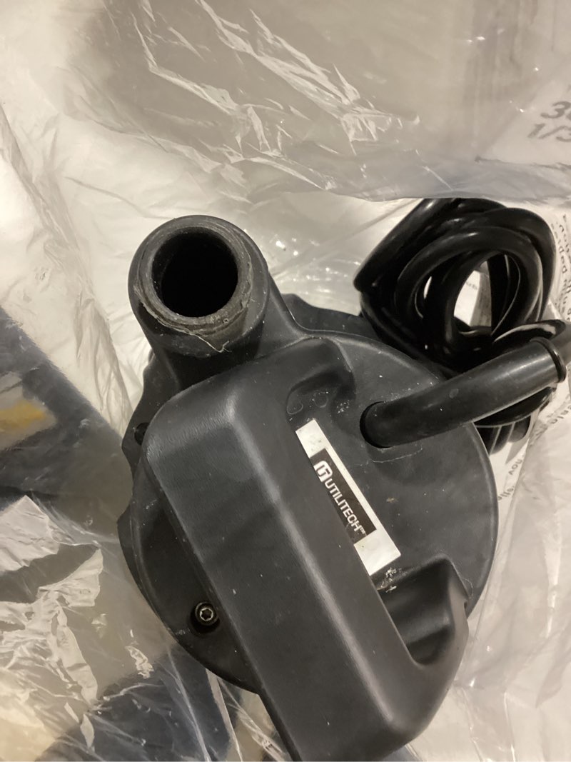 Condition photo showing Good Condition for utilitech sw1110c 1/3-hp 115-volt thermoplastic submersible utility pump new 