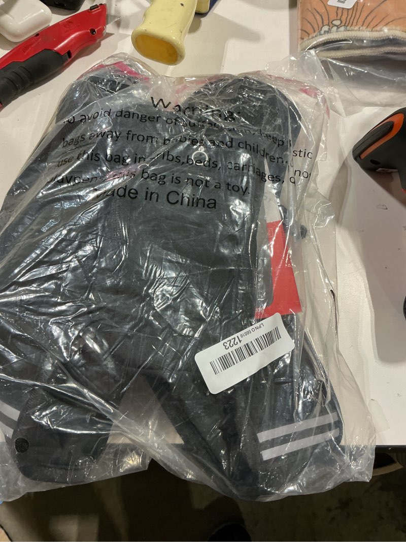 Condition photo showing Good Condition for zelus weighted vest, 6lb/8lb/12lb/16lb/20lb/25lb/30lb weight vest with reflective stripe for workout, strength training, running, fitness, muscle building, weight loss, weightlifting 8lb black