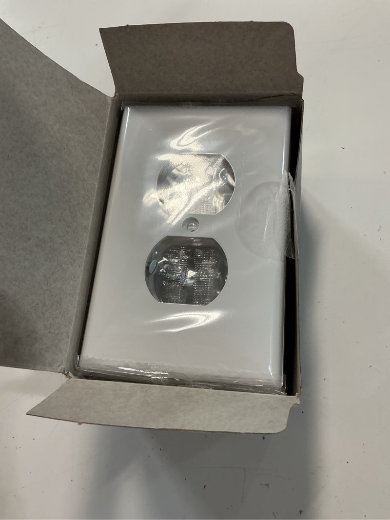 Condition photo showing New/Like New for enerlites duplex receptacle outlet wall plate, electrical outlet cover, midway size 1-gang 4.88" x 3.11", unbreakable polycarbonate thermoplastic, ul listed, 8821m-w-20pcs, white (20 pack) white mid-size 20 pack