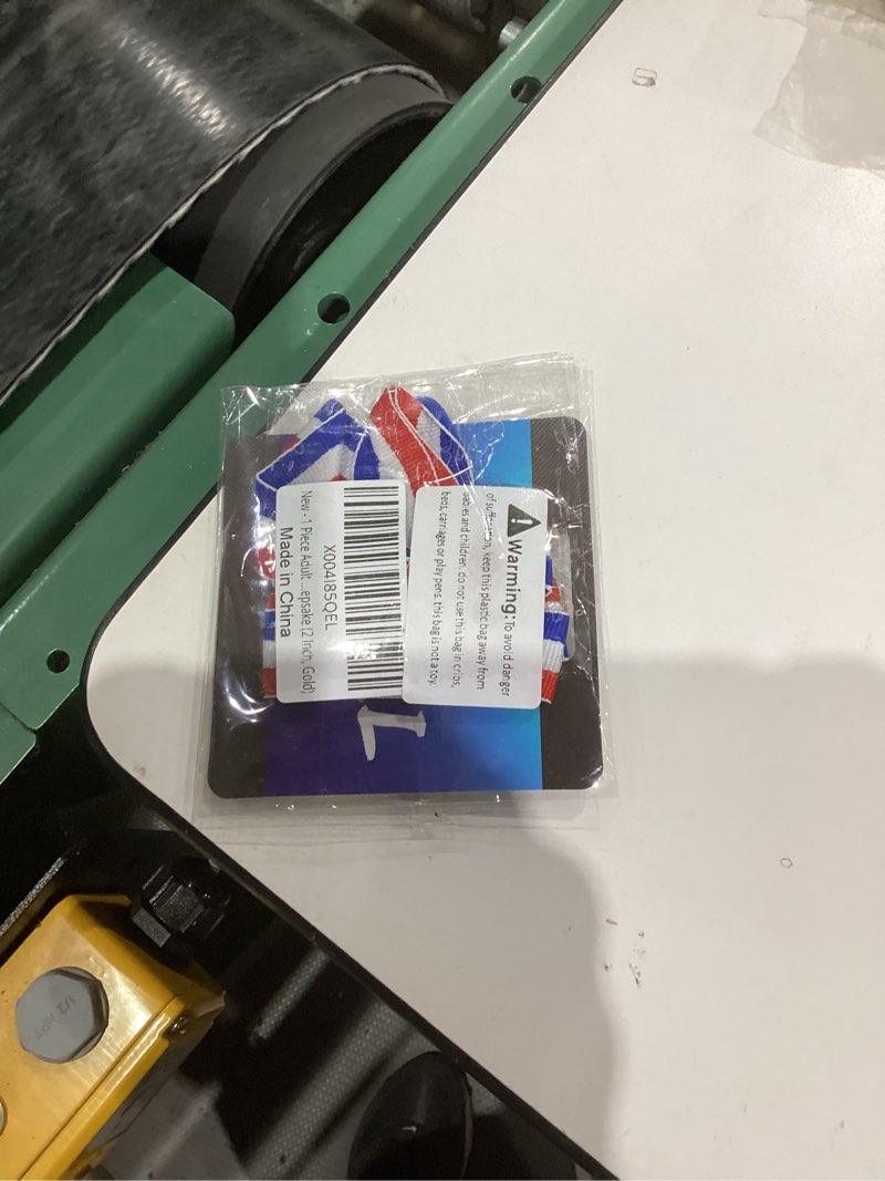 Condition photo showing New/Like New for 1 Piece Adult Medal - Basketball Medal Zinc Alloy Medal with Red, White and Blue Striped Ribbon Winner's Plaque, Sports Themed Party Favors, Basketball Tournament Winner's Keepsake (2 Inch, Gold)