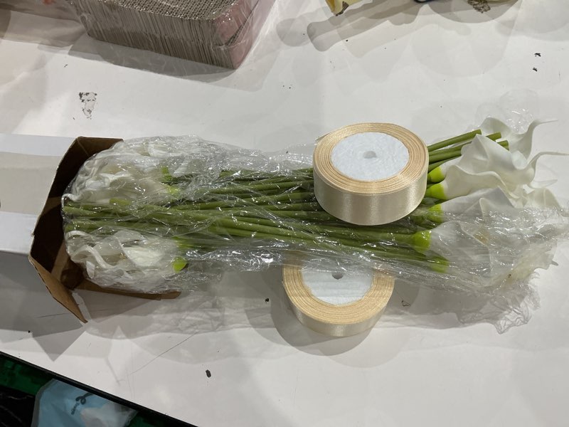 Condition photo showing Good Condition for knitgrip 36 pcs wedding aisle chair decorations with ribbon bows calla lily flowers chair decoration