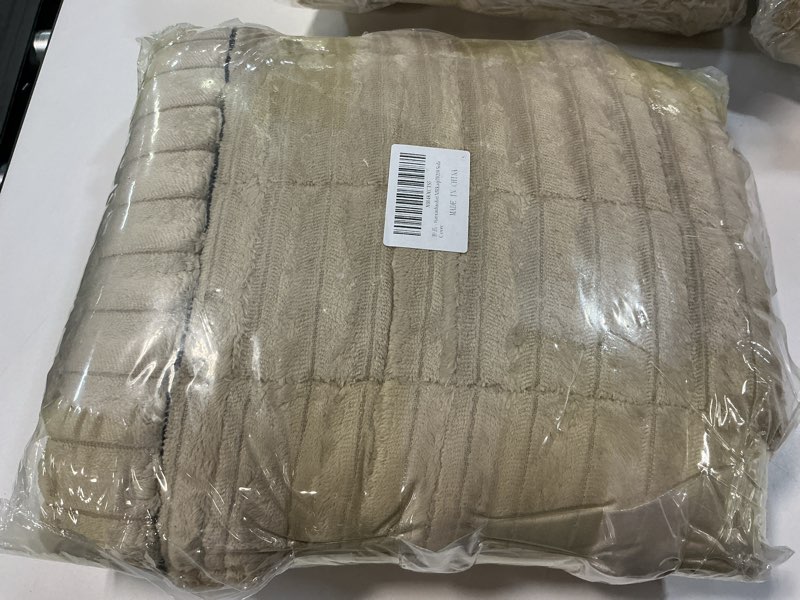 Condition photo showing New/Like New for Plush Sofa Cover Washable, Cozy and Soft Faux Fur Couch Covers, Non Slip Fuzzy Furry Sofa Mats for Babies Pets(Khaki/28x82 in/4-Seater Sofa Cover) 1PC/28\"x82\"/4-Seaters Cream