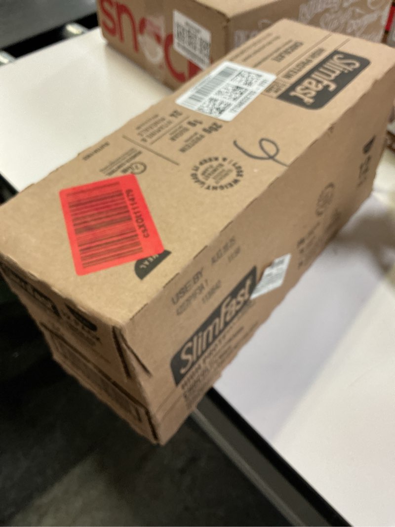 Condition photo showing Good Condition for Beat by -Aug/16/2025) SlimFast Protein Shake, Chocolate- 20g Protein, Meal Replacement Shake Ready to Drink, High Protein with Low Carb and Low Sugar, 24 Vitamins and Minerals, 12 Count (Pack of 1) (Packaging May Vary) Chocolate Meal Replacement Protein Shake