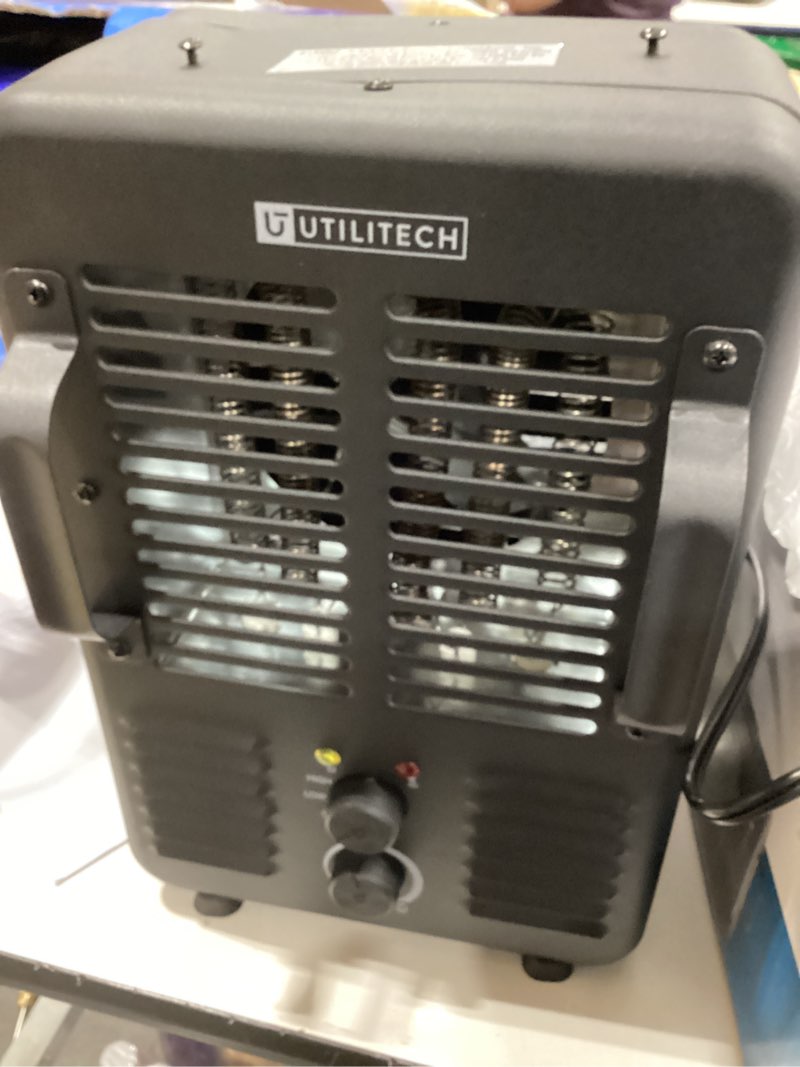 utilitech 1500 -watt utility fan utility indoor electric space heater with thermostat