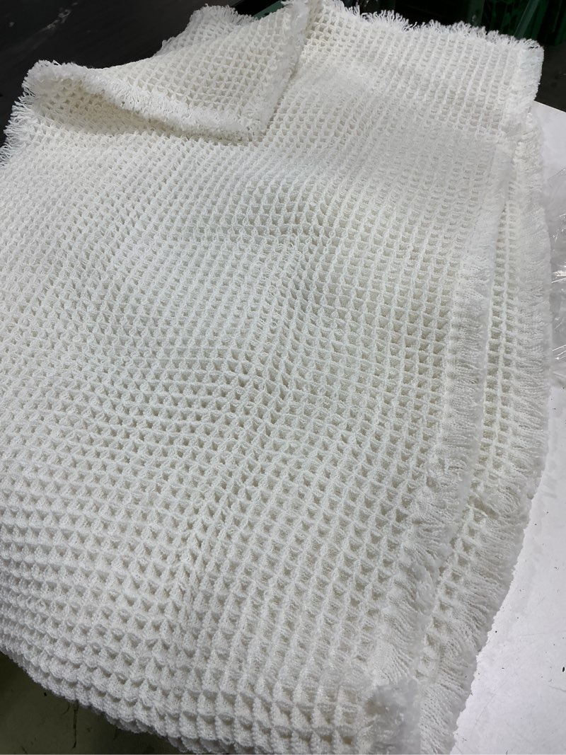 Condition photo showing As Is for waffle bathroom rugs, super absorbent boho bath mats, non-slip shower mats for bathroom floor and tub, ultra soft waffle weave runner mat, quick dry, cream, 18x30 inch cream 18"x30"