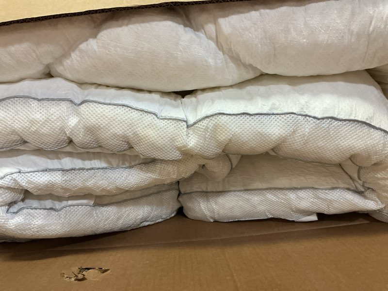 Condition photo showing As Is for shouren 5 inch memory foam mattress topper f kin kingfor back pain relief, extra thick gel memory foam bed topper, soft fluffy supportive pressure relief mattress pad, 54\"x75\" white full